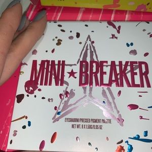Mini breaker